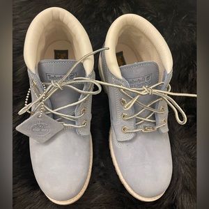Women’s Timberland ankle boots, light blue suede